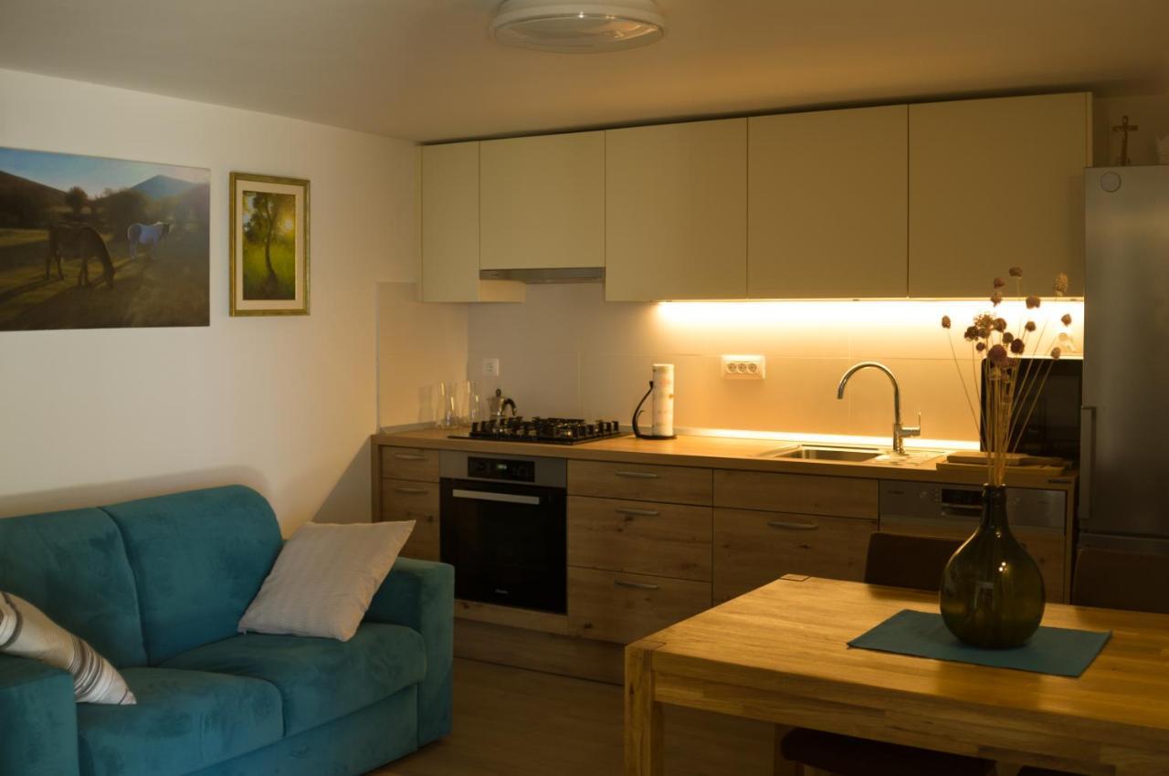 Baric Draga Appartement Buitenkant foto