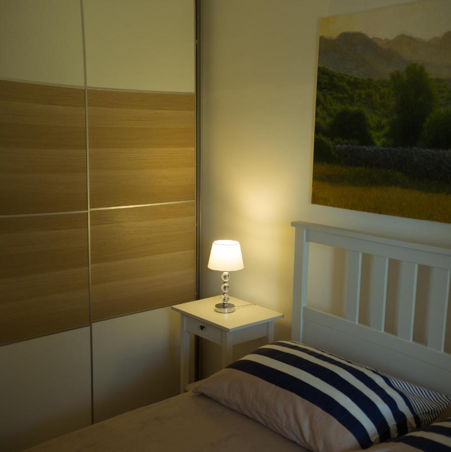 Baric Draga Appartement Buitenkant foto